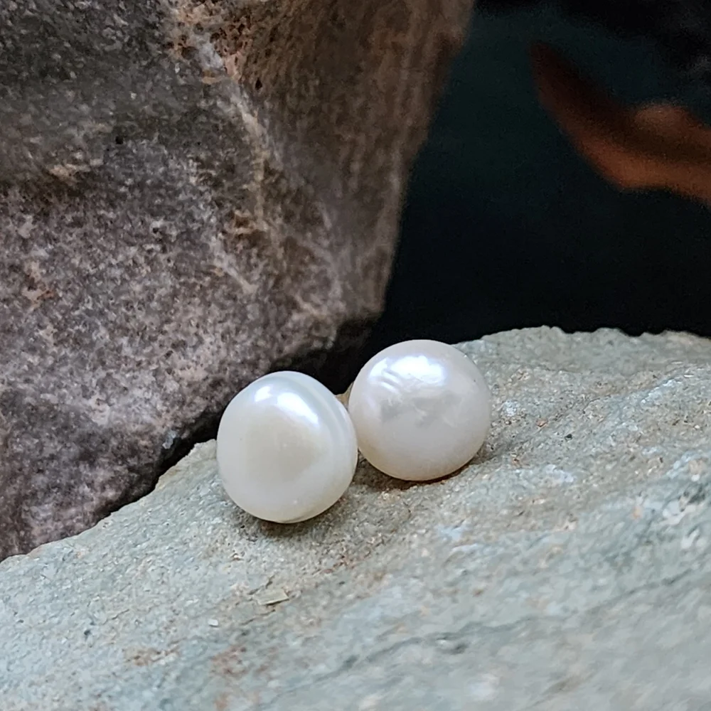 Natural Pearl Studs Round White Freshwater Pearls Studs Simple Minimalist